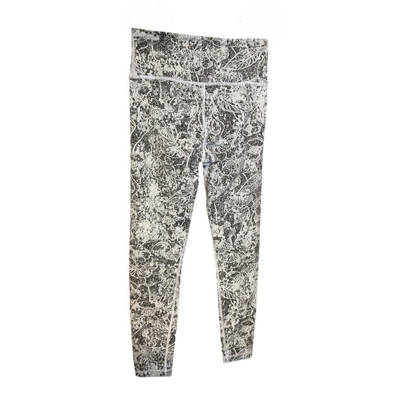 Athleta Elation Graffiti 7/8 Tight XS - Picture 1 of 2